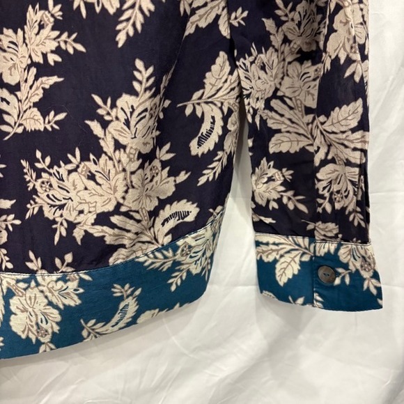 Sundance Floral Print Button Up Shirt Navy Blue Size Small Contrast Trim Boho - Picture 8 of 8